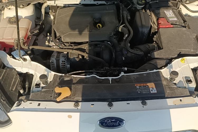 Used Ford Escort 2019 Revised 1.5L Automatic ZhiXiang Version China VI Standard Engine Bay
