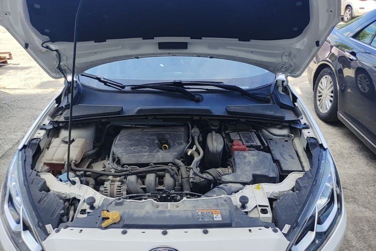 Used Ford Escort 2019 Revised 1.5L Automatic ZhiXiang Version (Tire Pressure Monitoring) China VI Standard Engine Bay
