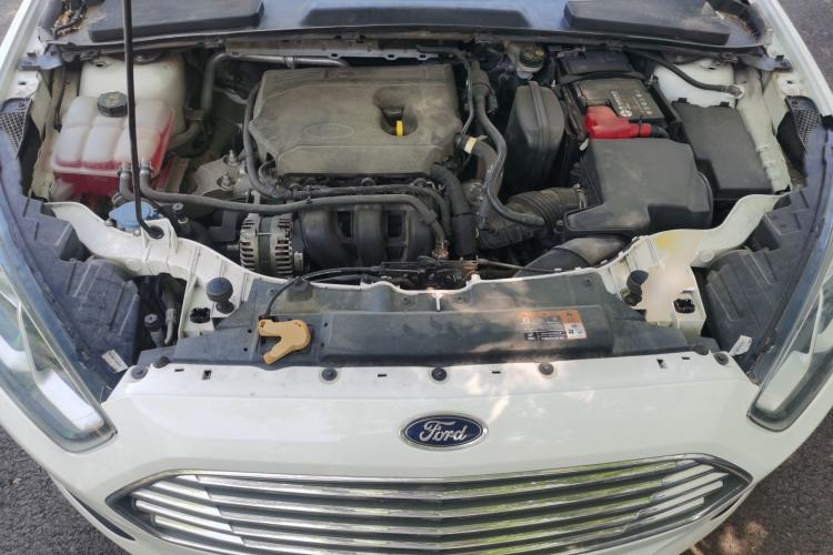 Used Ford Escort 2019 Revised 1.5L Automatic ZhiXiang Version (Tire Pressure Monitoring) China VI Standard Engine Bay