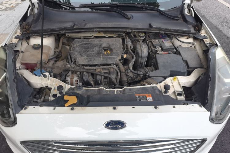 Used Ford Escort 2019 Revised Version 1.5L Automatic Enjoyment Type China VI Standard Engine Bay