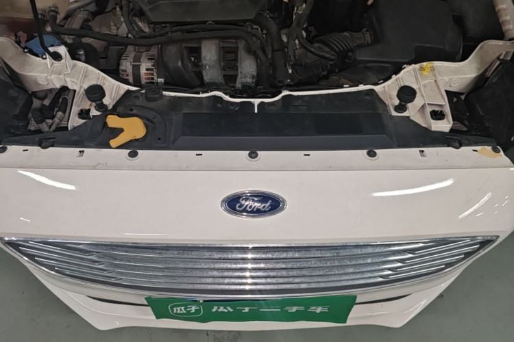 Used Ford Escort 2019 Revised Version 1.5L Automatic Enjoyment Type China VI Standard Engine Bay