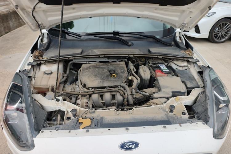 Used Ford Escort 2019 Revised Version 1.5L Automatic Enjoyment Type China VI Standard Engine Bay