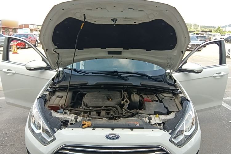 Used Ford Escort 2019 Revised 1.5L Automatic ZhiXiang Version (Tire Pressure Monitoring) China VI Standard Engine Bay