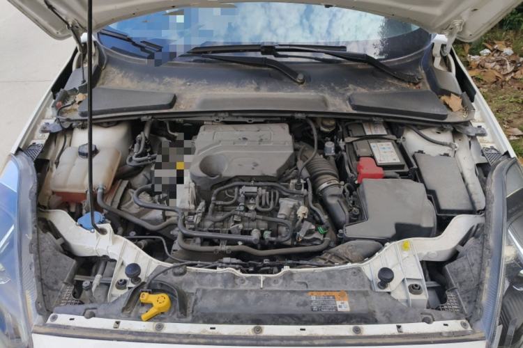 Used Ford Escort 2019 EcoBoost 125 Automatic Luxury Edition Engine Bay