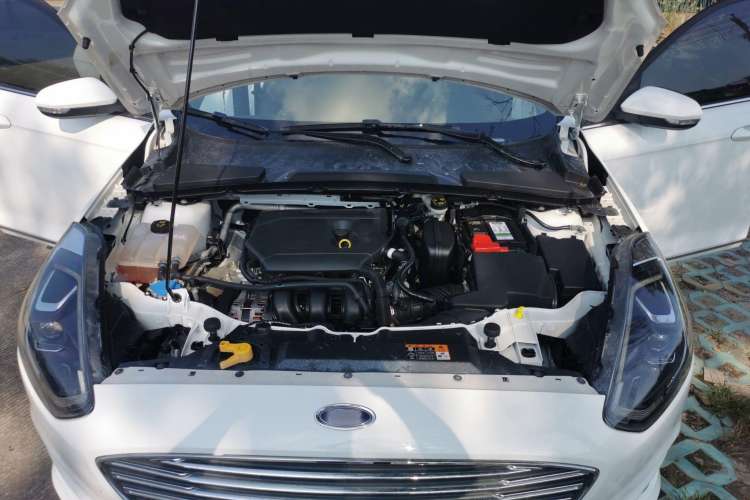 Used Ford Escort 2019 Revised Version 1.5L Automatic Enjoyment Type China VI Standard Engine Bay