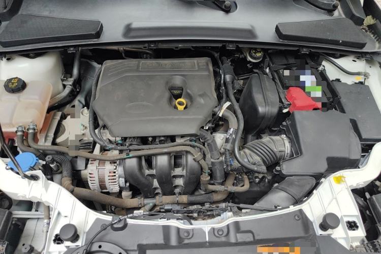 Used Ford Escort 2019 Revised Version 1.5L Automatic Enjoyment Type China VI Standard Engine Bay