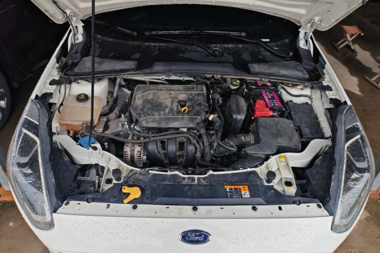 Used Ford Escort 2019 Revised Version 1.5L Automatic Enjoyment Type China VI Standard Engine Bay