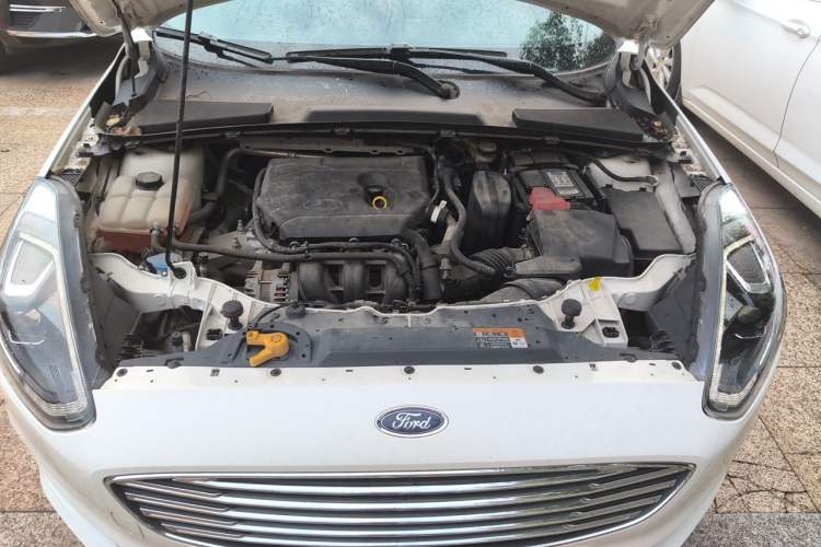 Used Ford Escort 2019 Revised Version 1.5L Automatic Enjoyment Type China V Standard Engine Bay