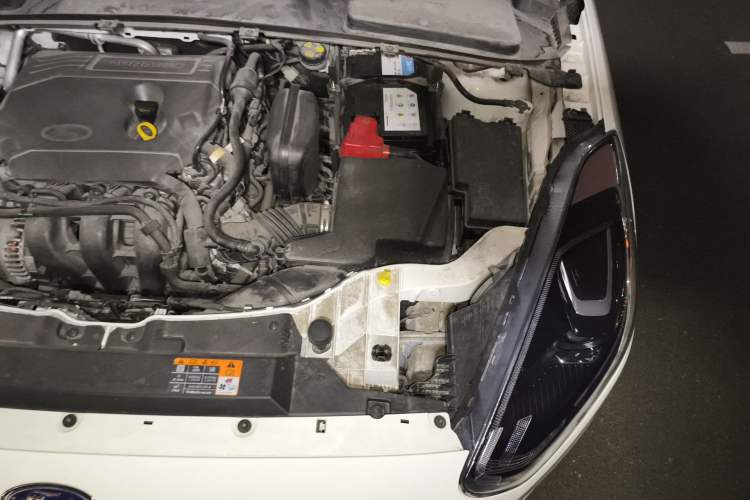 Used Ford Escort 2019 Revised Version 1.5L Automatic Enjoyment Type China VI Standard Engine Bay Left