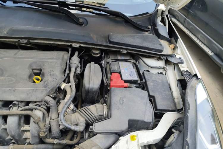 Used Ford Escort 2019 Revised Version 1.5L Automatic Enjoyment Type China VI Standard Engine Bay Left