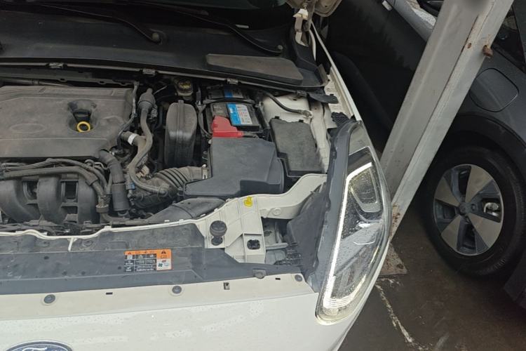 Used Ford Escort 2019 Revised Version 1.5L Automatic Enjoyment Type China VI Standard Engine Bay Left