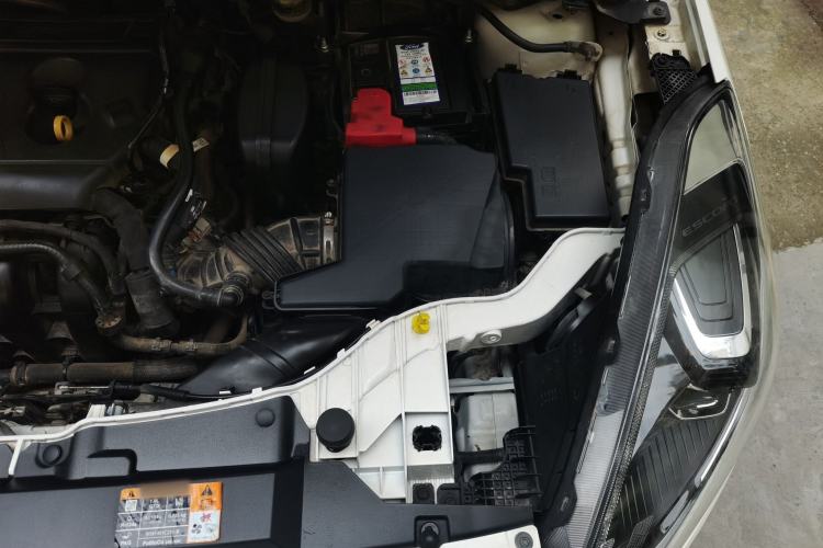 Used Ford Escort 2019 Revised Version 1.5L Automatic Enjoyment Type China VI Standard Engine Bay Left