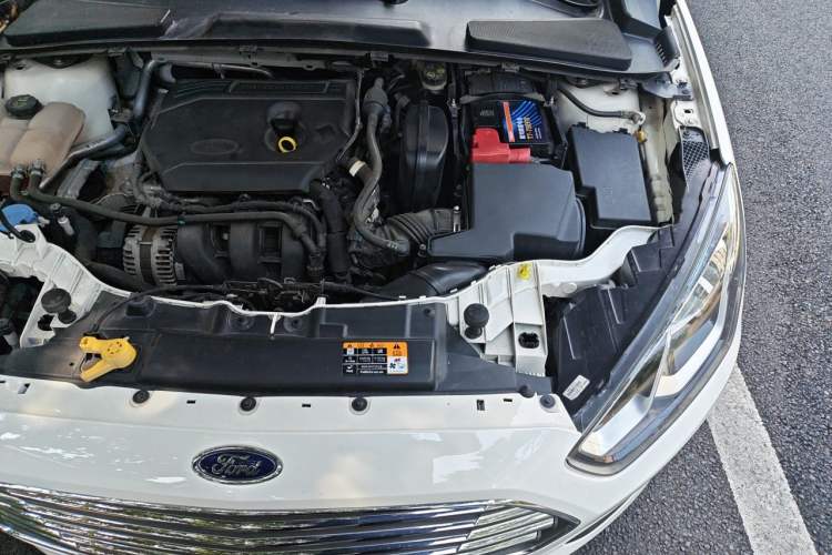 Used Ford Escort 2019 Revised 1.5L Automatic ZhiXiang Version (Tire Pressure Monitoring) China VI Standard Engine Bay Left