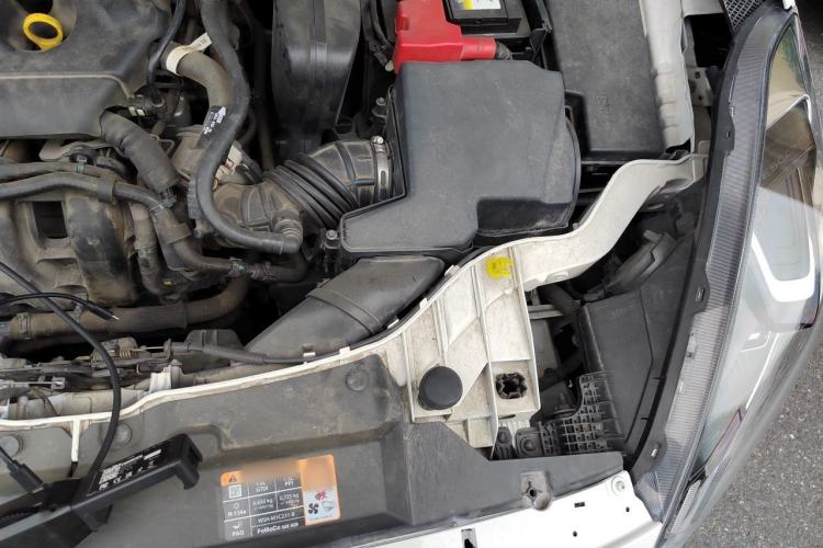 Used Ford Escort 2019 Revised Version 1.5L Automatic Enjoyment Type China VI Standard Engine Bay Left