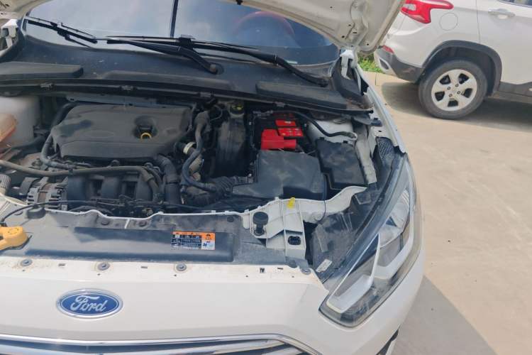 Used Ford Escort 2019 Revised 1.5L Automatic ZhiXiang Version (Tire Pressure Monitoring) China VI Standard Engine Bay Left