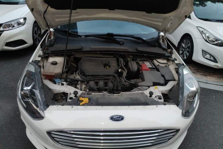 Used Ford Escort 2019 Revised Version 1.5L Automatic Enjoyment Type China VI Standard Engine Bay