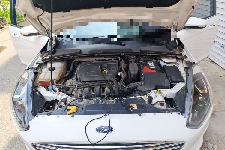 Used Ford Escort 2019 Revised Version 1.5L Automatic Enjoyment Type China VI Standard Engine Bay