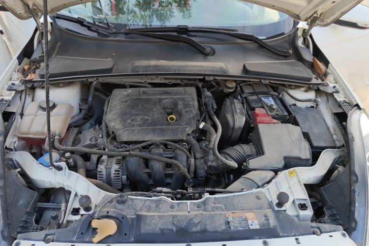 Used Ford Escort 2019 Revised Version 1.5L Automatic Enjoyment Type China VI Standard Engine Bay