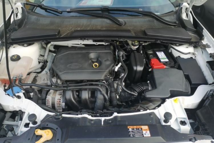 Used Ford Escort 2019 Revised Version 1.5L Automatic Enjoyment Type China VI Standard Engine Bay