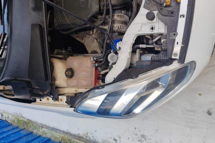 Used Ford Escort 2019 1.5L Automatic Enjoyment Model Engine Bay Right