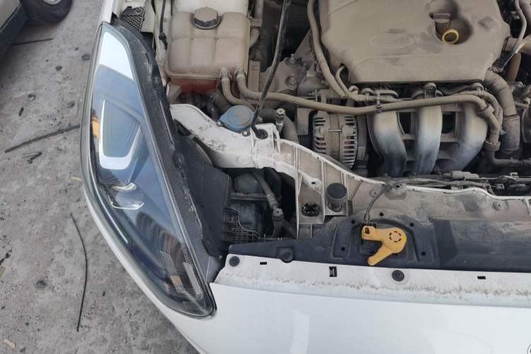 Used Ford Escort 2019 Revised Version 1.5L Automatic Enjoyment Type China VI Standard Engine Bay Right