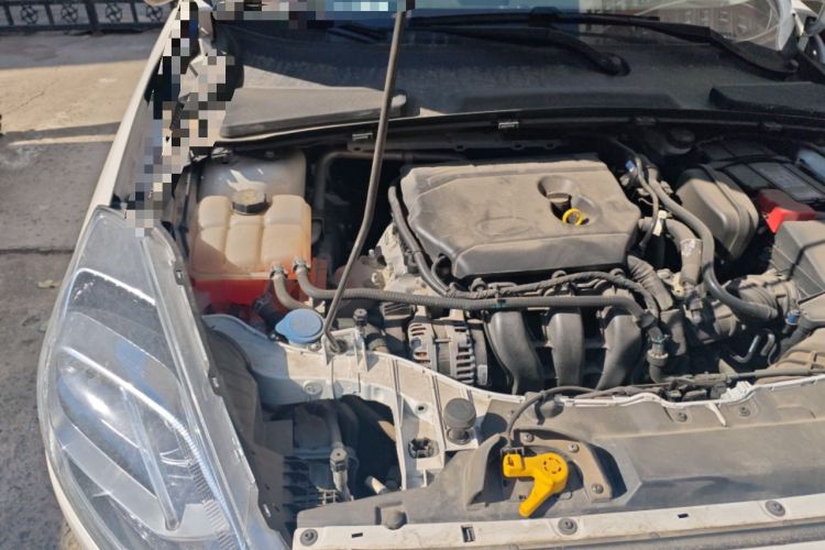 Used Ford Escort 2019 1.5L Automatic ZhiXiang Model Engine Bay Right