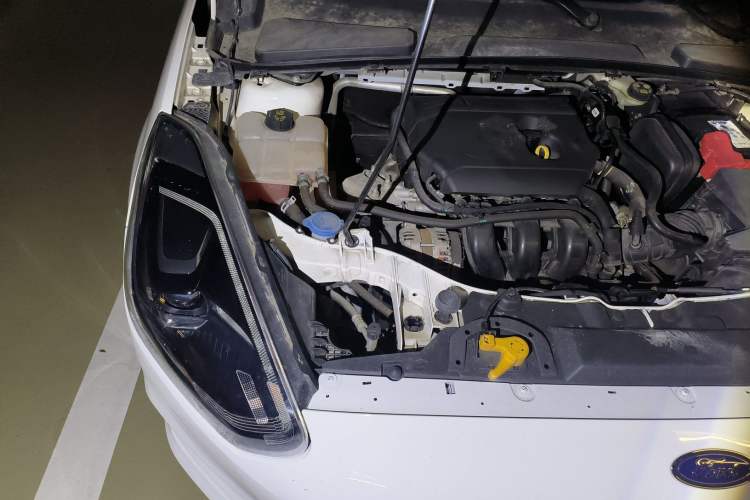 Used Ford Escort 2019 Revised Version 1.5L Automatic Enjoyment Type China VI Standard Engine Bay Right