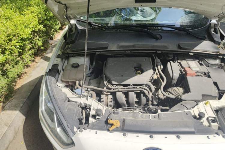 Used Ford Escort 2019 Revised 1.5L Automatic ZhiXiang Version China VI Standard Engine Bay Right