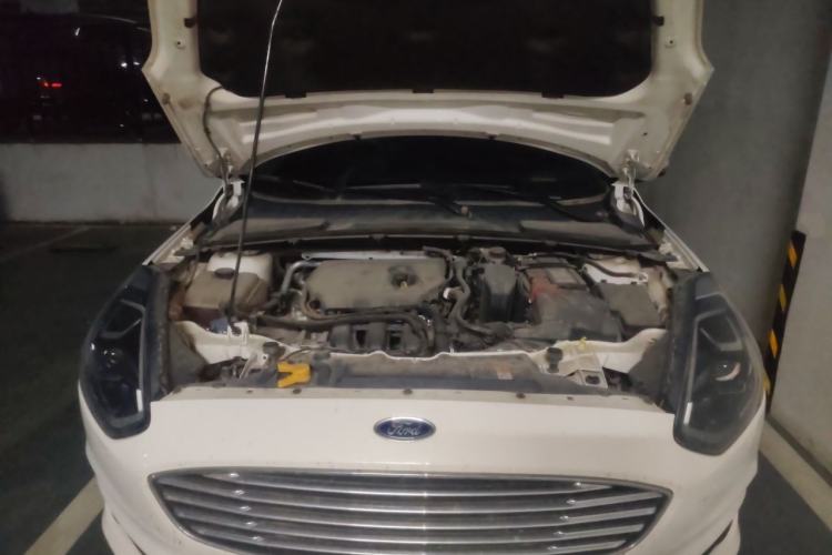 Used Ford Escort 2019 Revised Version 1.5L Automatic Enjoyment Type China VI Standard Engine Bay