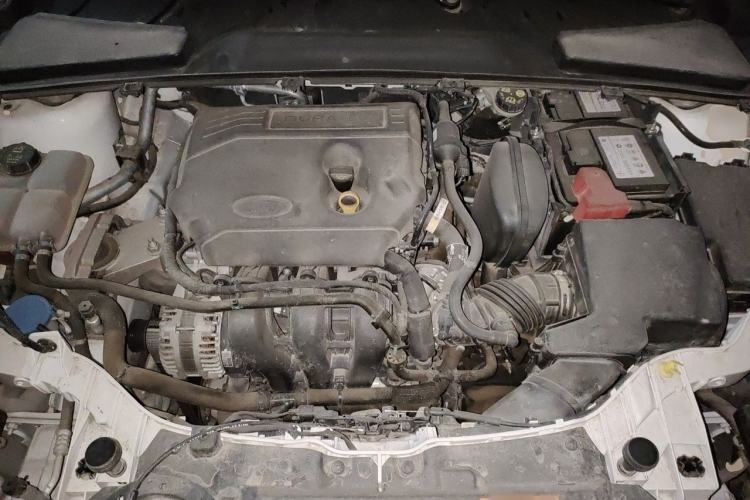 Used Ford Escort 2019 Revised Version 1.5L Automatic Enjoyment Type China VI Standard Engine Bay