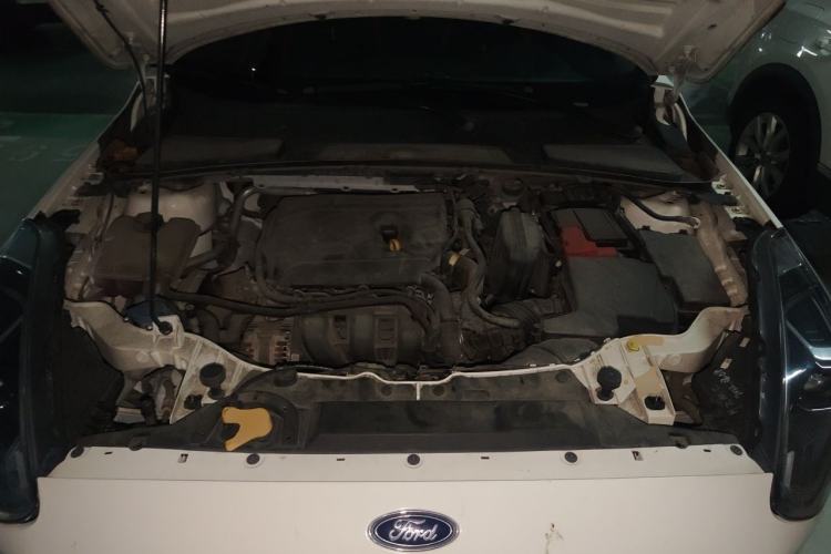 Used Ford Escort 2019 Revised Version 1.5L Automatic Enjoyment Type China VI Standard Engine Bay