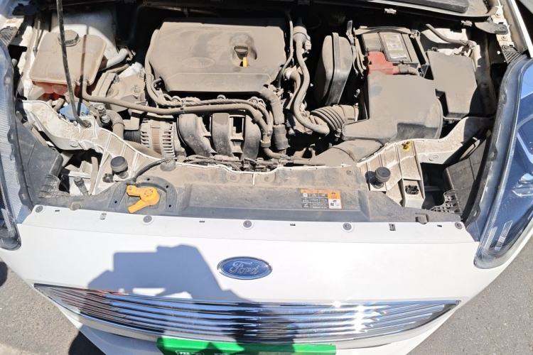 Used Ford Escort 2019 Revised Version 1.5L Automatic Enjoyment Type China VI Standard Engine Bay