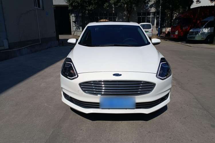 Used Ford Escort 2019 Revised Version 1.5L Automatic Enjoyment Type China VI Standard Exterior 1