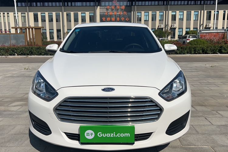 Used Ford Escort 2019 Revised 1.5L Automatic ZhiXiang Version (Tire Pressure Monitoring) China VI Standard Exterior 1