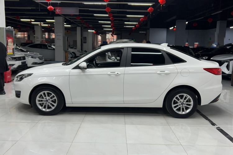 Used Ford Escort 2019 Revised 1.5L Automatic ZhiXiang Version (Tire Pressure Monitoring) China VI Standard Exterior 1
