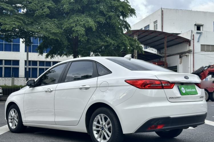 Used Ford Escort 2019 Revised 1.5L Automatic ZhiXiang Version (Tire Pressure Monitoring) China VI Standard Exterior 1