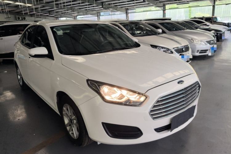 Used Ford Escort 2019 Revised 1.5L Automatic ZhiXiang Version China VI Standard Exterior 1