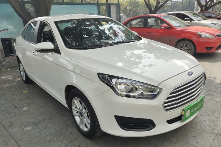 Used Ford Escort 2019 Revised 1.5L Automatic ZhiXiang Version (Tire Pressure Monitoring) China VI Standard Exterior 1