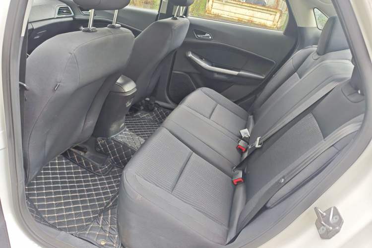 Used Ford Escort 2019 Revised 1.5L Automatic ZhiXiang Version China VI Standard Exterior 10
