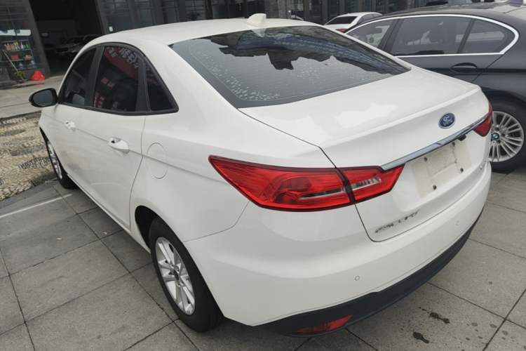 Used Ford Escort 2019 Revised 1.5L Automatic ZhiXiang Version (Tire Pressure Monitoring) China VI Standard Exterior 2