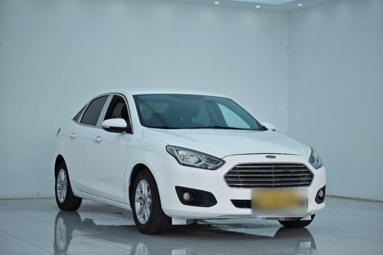 Used Ford Escort 2019 Revised 1.5L Automatic ZhiXiang Version (Tire Pressure Monitoring) China VI Standard Exterior 2
