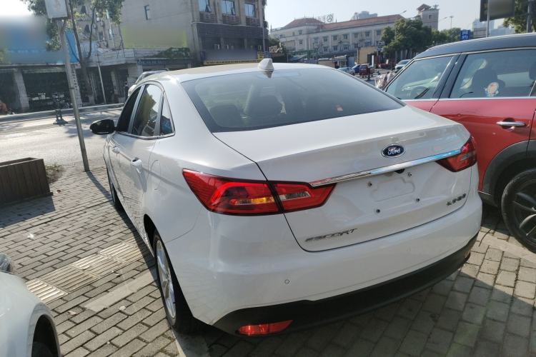 Used Ford Escort 2019 Revised Version 1.5L Automatic Enjoyment Type China VI Standard Exterior 2