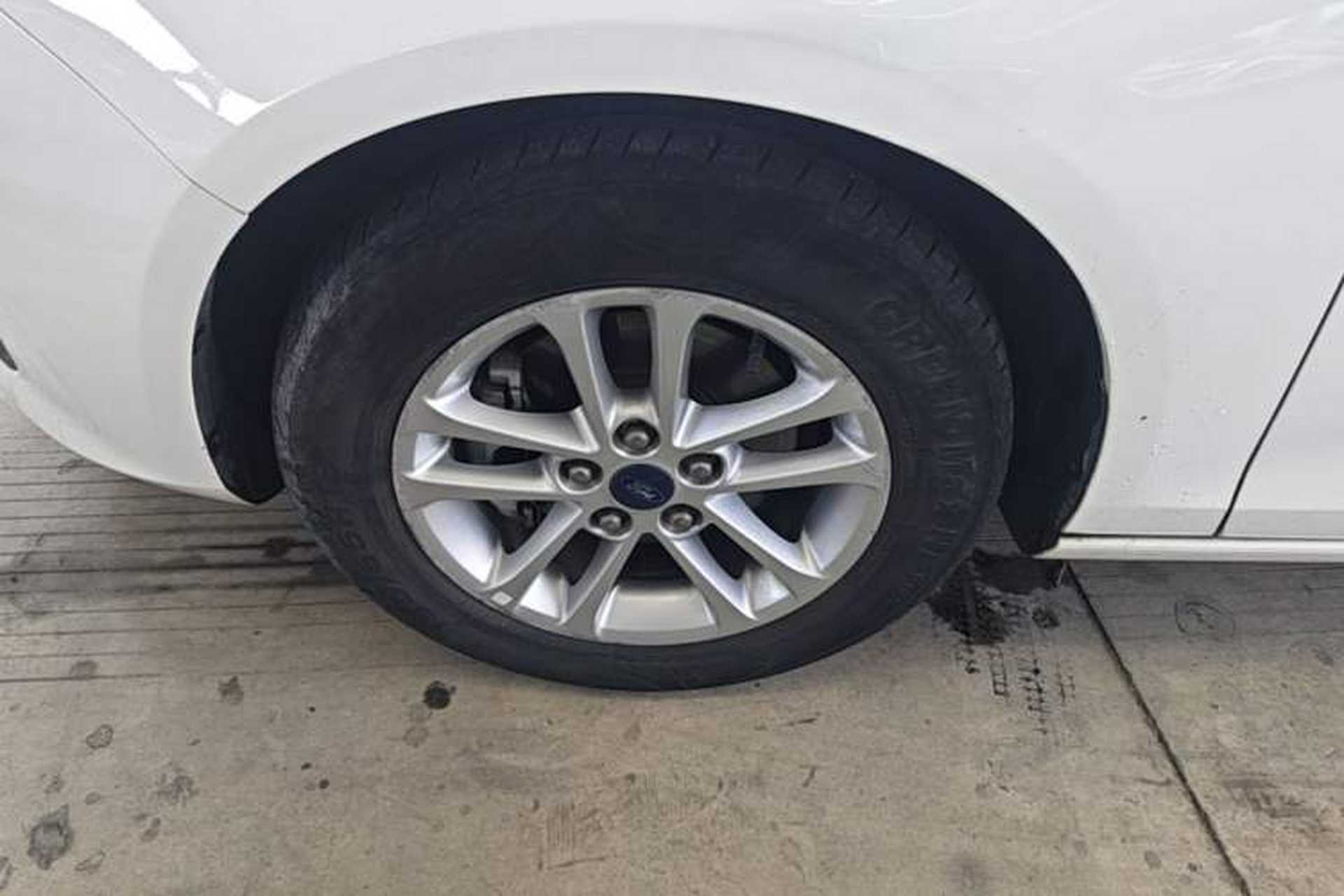 Used Ford Escort 2019 Revised 1.5L Automatic ZhiXiang Version (Tire Pressure Monitoring) China VI Standard Exterior 2