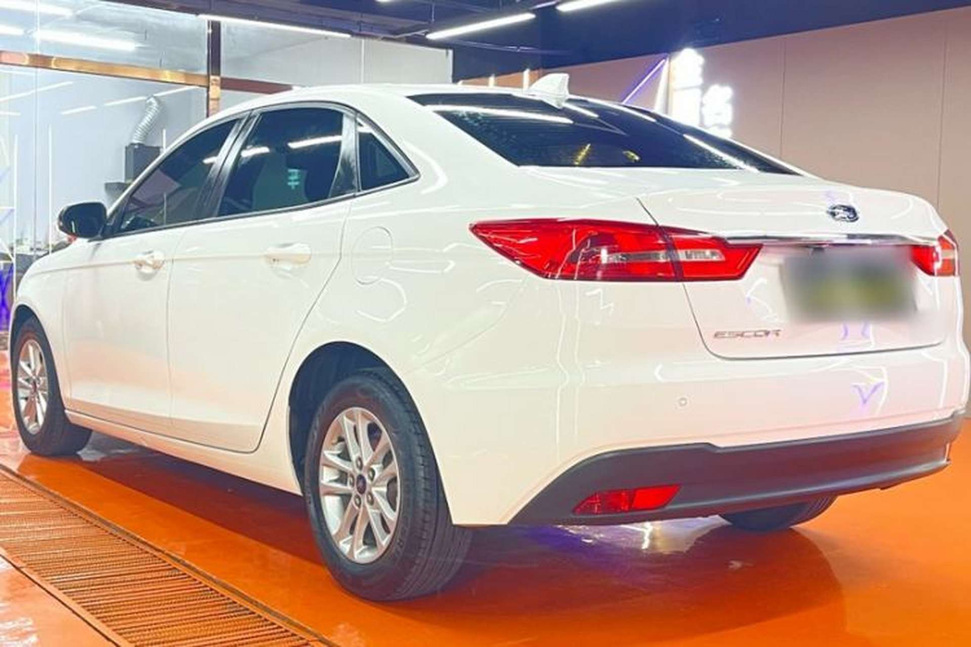 Used Ford Escort 2019 Revised Version 1.5L Manual "Quality Enjoyment" Trim (Tire Pressure Monitoring) China VI Standard Exterior 2