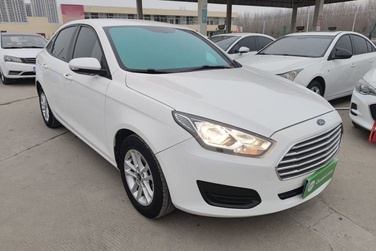 Used Ford Escort 2019 Revised Version 1.5L Manual Quality Enjoyment Type China VI Standard Exterior 2