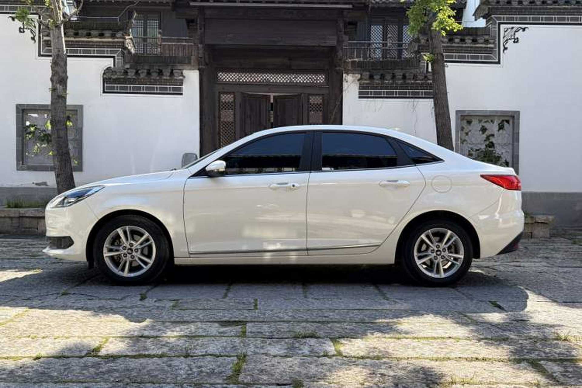 Used Ford Escort 2019 Revised Version 1.5L Automatic Enjoyment Type China VI Standard Exterior 3