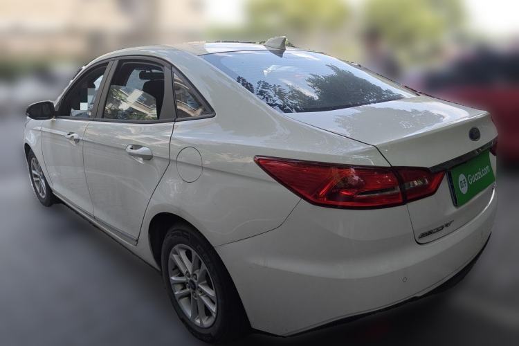 Used Ford Escort 2019 1.5L Automatic ZhiXiang Model Exterior 3