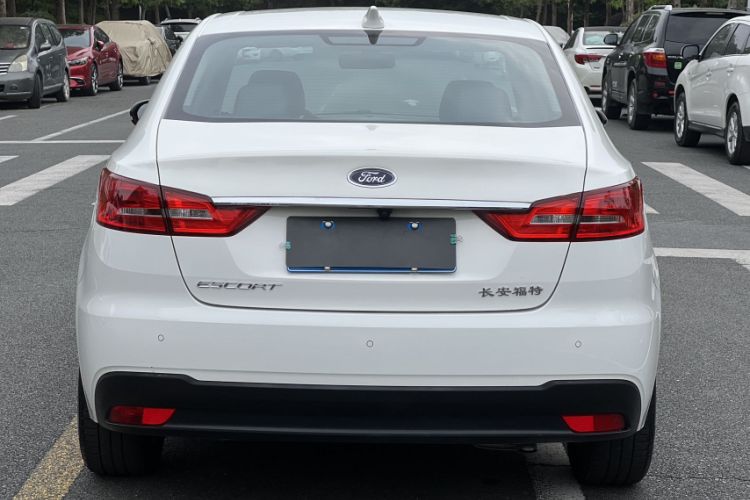 Used Ford Escort 2019 Revised Version 1.5L Automatic Enjoyment Type China VI Standard Exterior 3