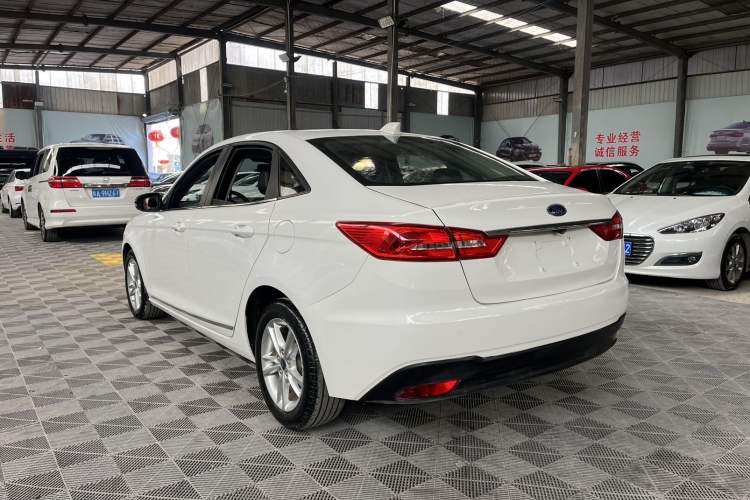 Used Ford Escort 2019 Revised Version 1.5L Automatic Enjoyment Type China VI Standard Exterior 3