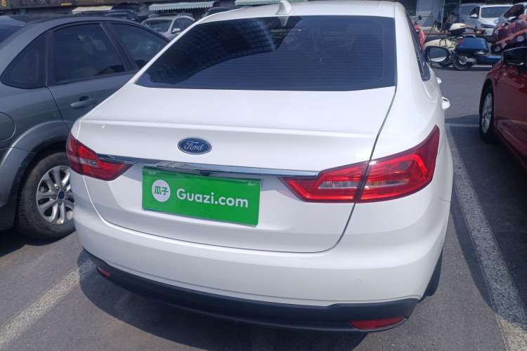 Used Ford Escort 2019 Revised Version 1.5L Automatic Enjoyment Type China VI Standard Exterior 4
